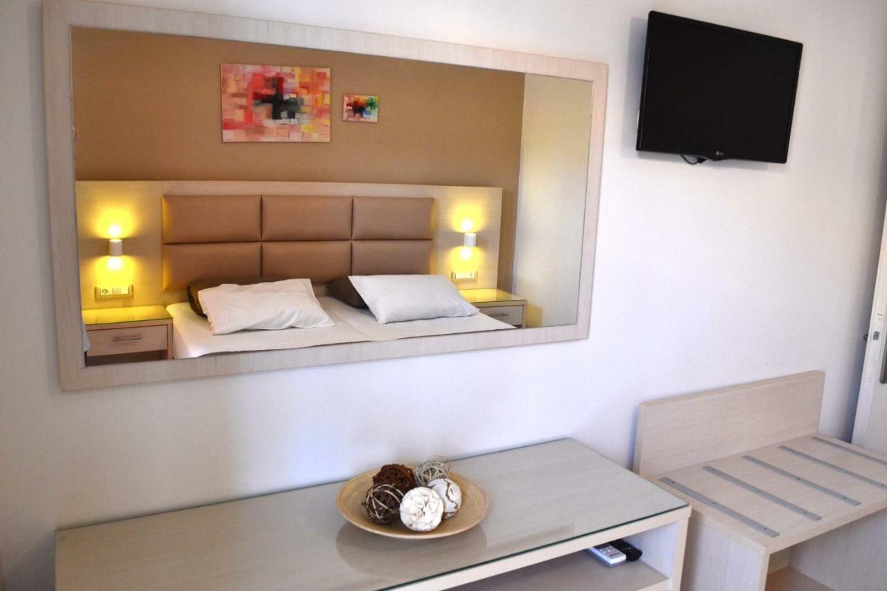 Roula Kotsonis Superior Apartment Αργάσι Εξωτερικό φωτογραφία